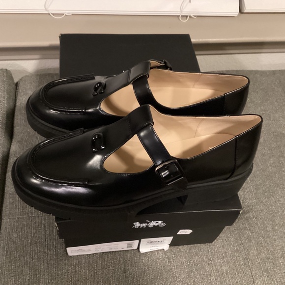 COACH Women's Liv Leather Mary Jane Flats, size 10 - Picture 2 of 11